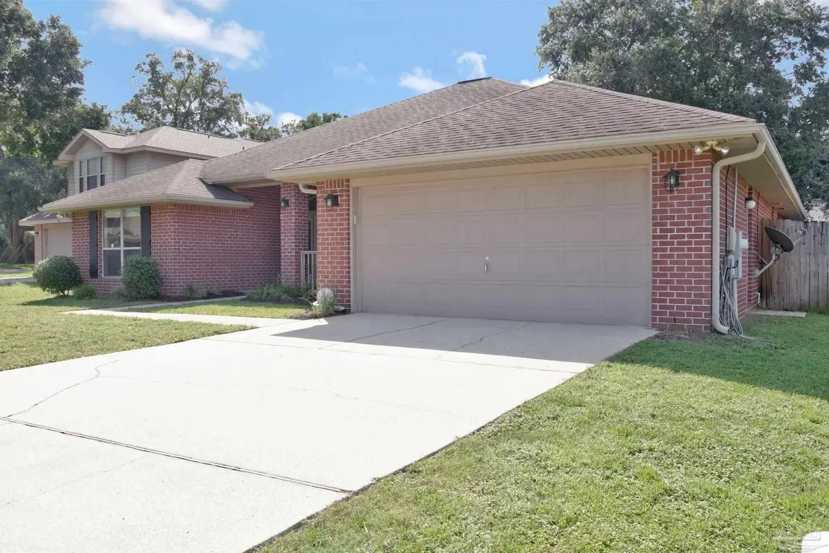 1921 University St, Pensacola, FL 32504 - #1
