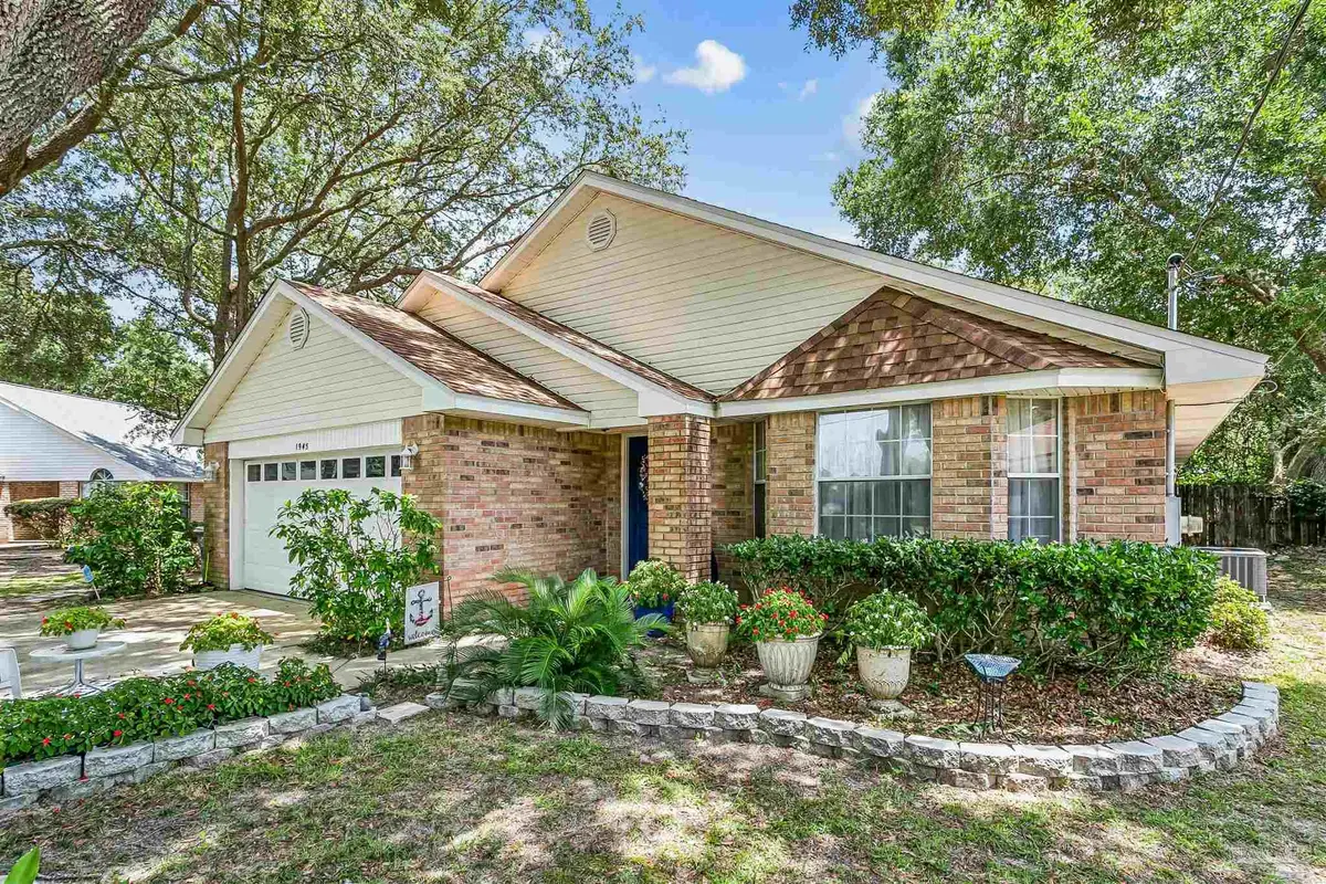1945 Dunlap St, Pensacola, FL 32507 - #1