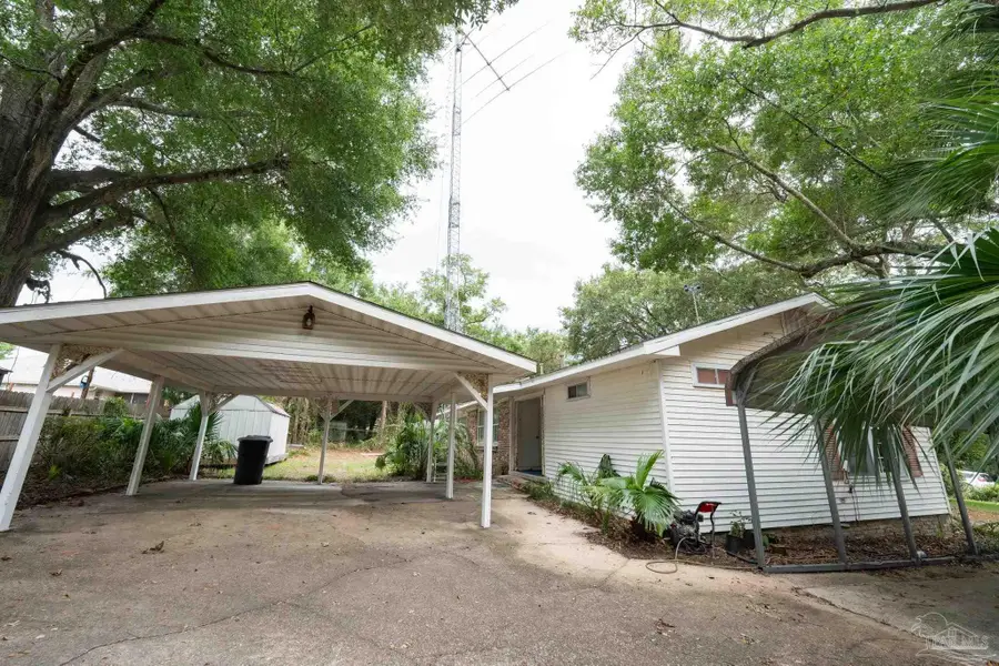 2570 Bayou Blvd, Pensacola, FL 32503 - #2