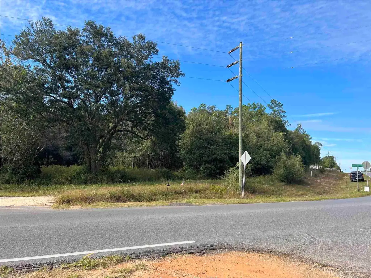6647 Munson Hwy, Milton, FL 32570 - #1