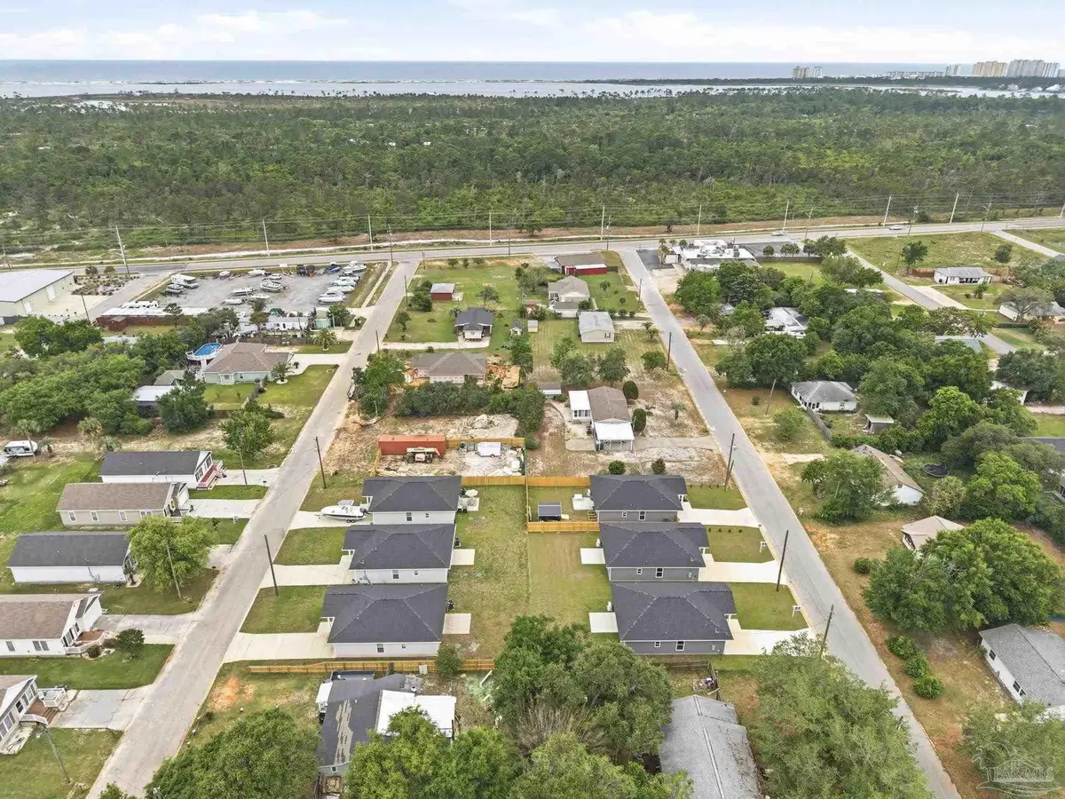 5416 Kee Memorial Dr, Pensacola, FL 32507 - #1
