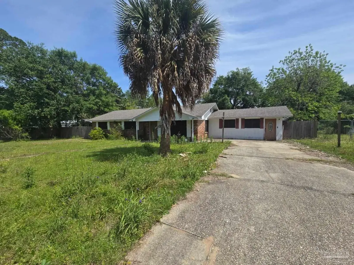 4531 Hale St, Pensacola, FL 32506 - #1