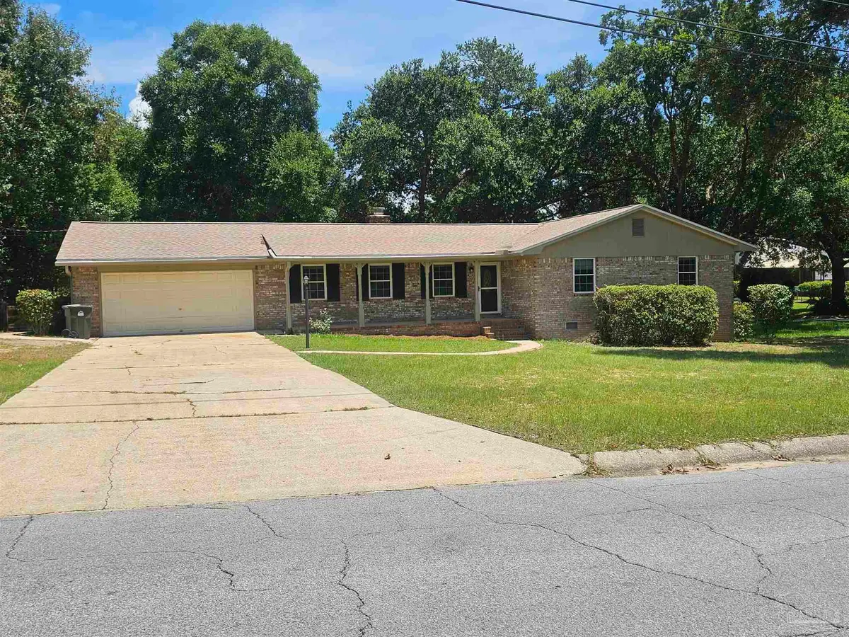 6700 White Oak Dr, Pensacola, FL 32503 - #1