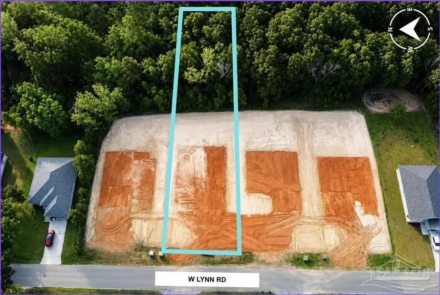 4724 W Lynn Rd, Milton, FL 32583 - #2