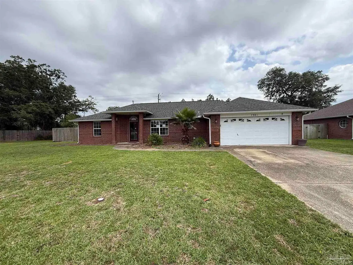 7901 Amethyst Dr, Pensacola, FL 32506 - #1