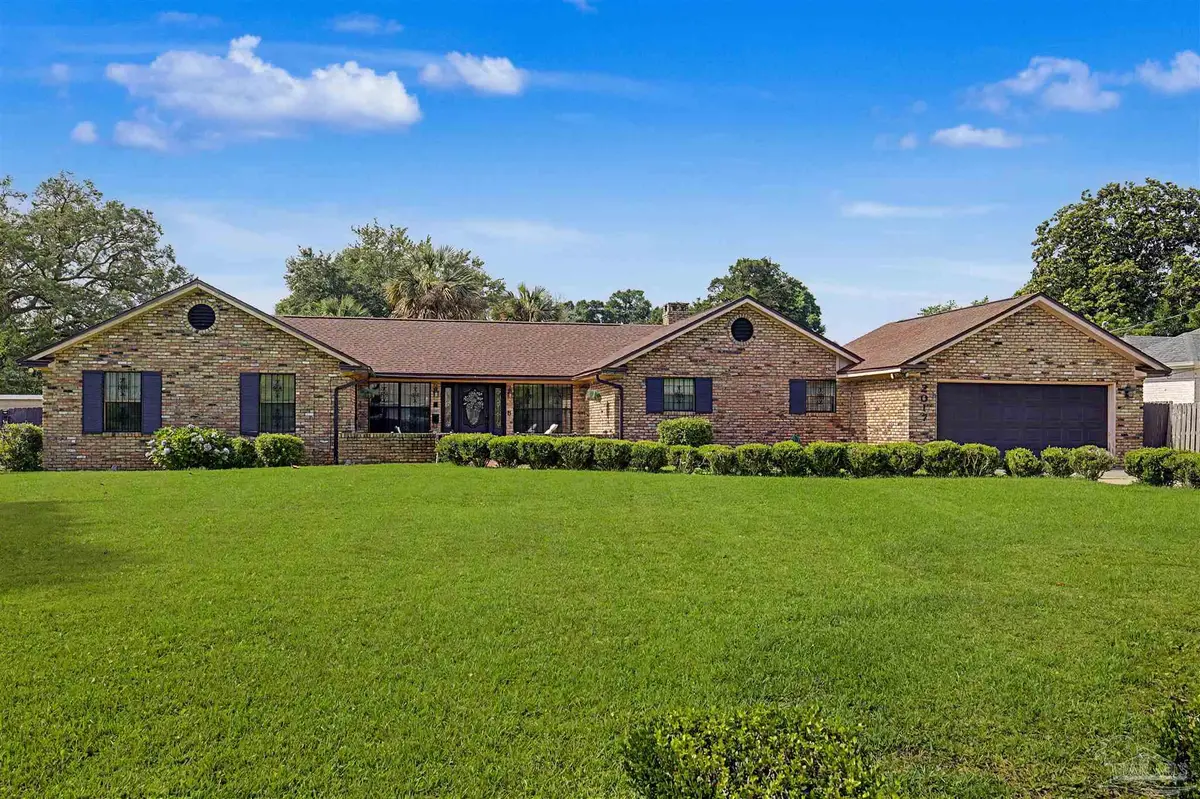 2017 E Cross St, Pensacola, FL 32503 - #1