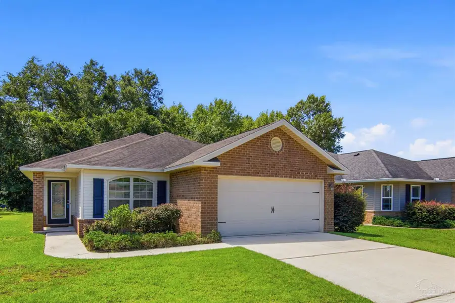 5183 Teresa Dr, Milton, FL 32583 - #3