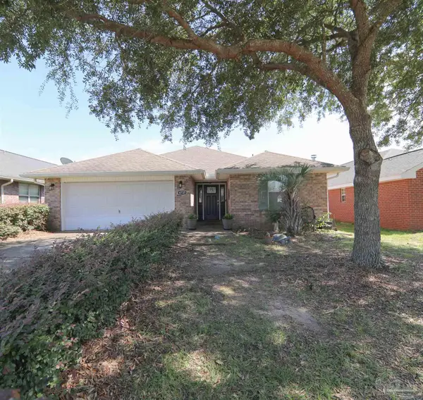 4725 Ashley Place Blvd, Pace, FL 32571