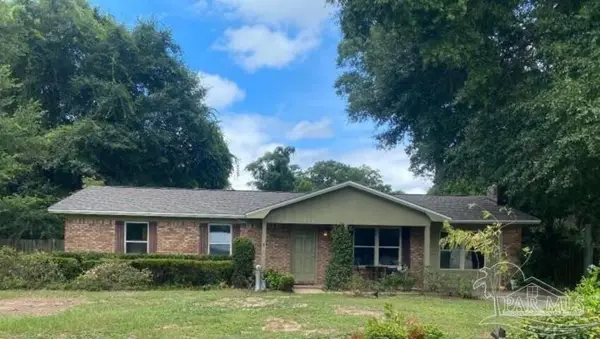 4681 Pine Ln, Pace, FL 32571