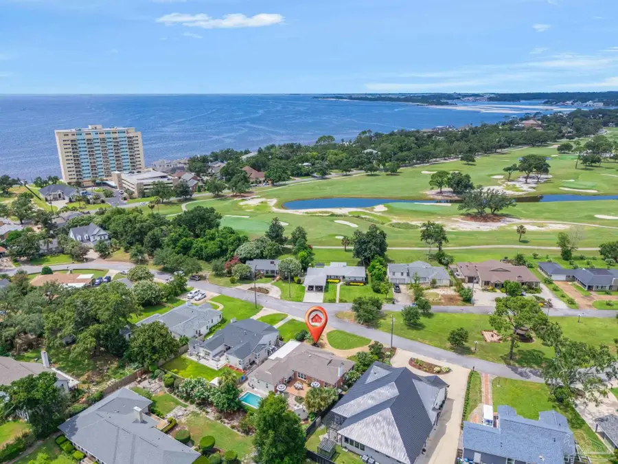 914 Fairway Dr, Pensacola, FL 32507 - #2