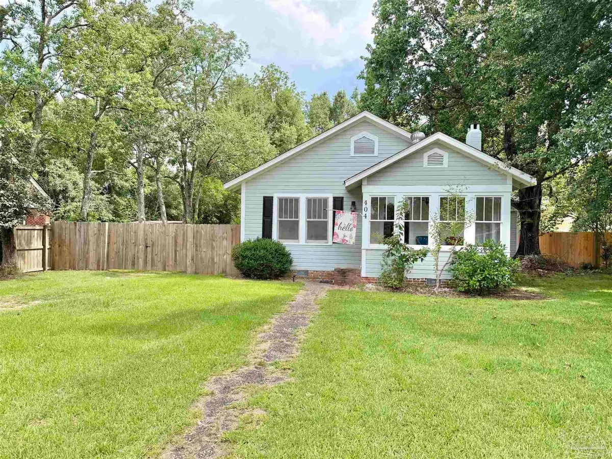 404 E Horner St, Atmore, AL 36502 - #1