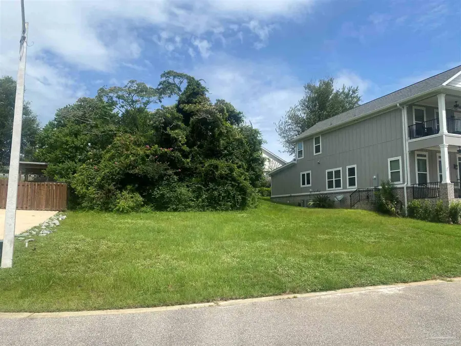 5416 Spanish Highlands Dr, Pensacola, FL 32504 - #2