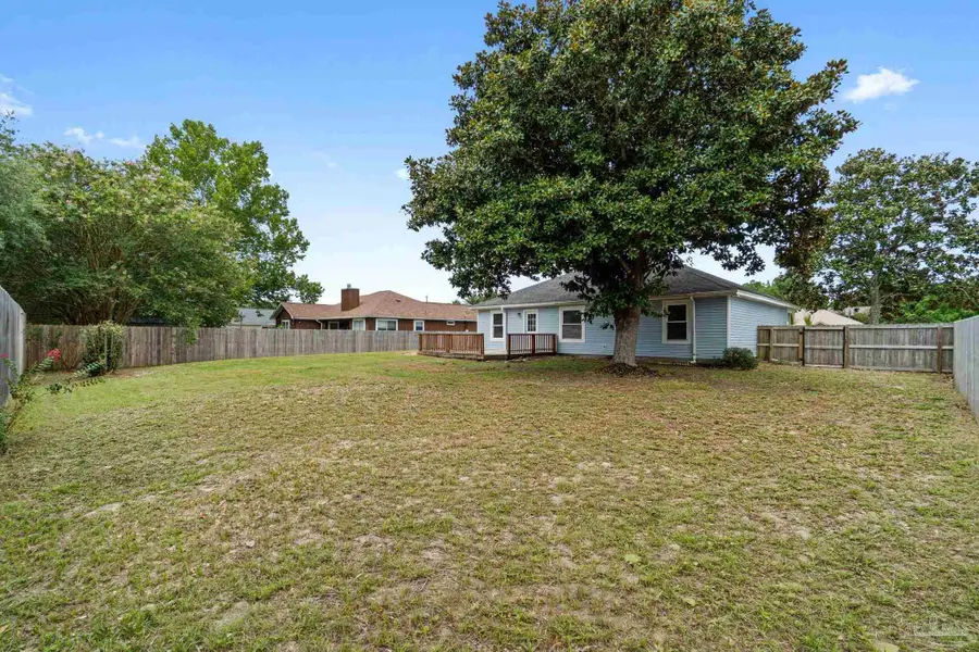 2248 Kerra Ln, Navarre, FL 32566 - #2