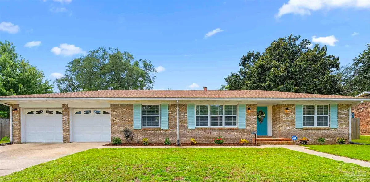 7351 Chesterfield Rd, Pensacola, FL 32506 - #1