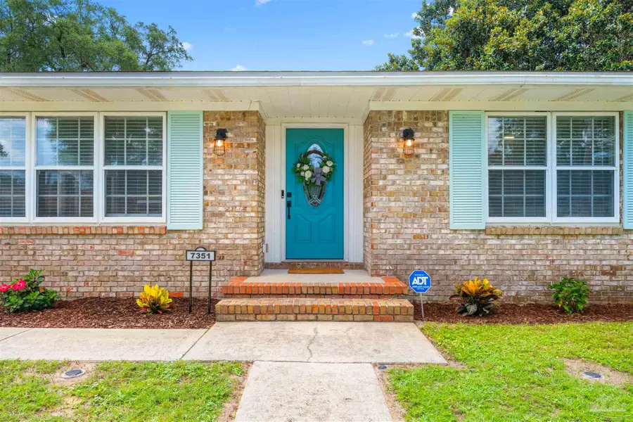 7351 Chesterfield Rd, Pensacola, FL 32506 - #2