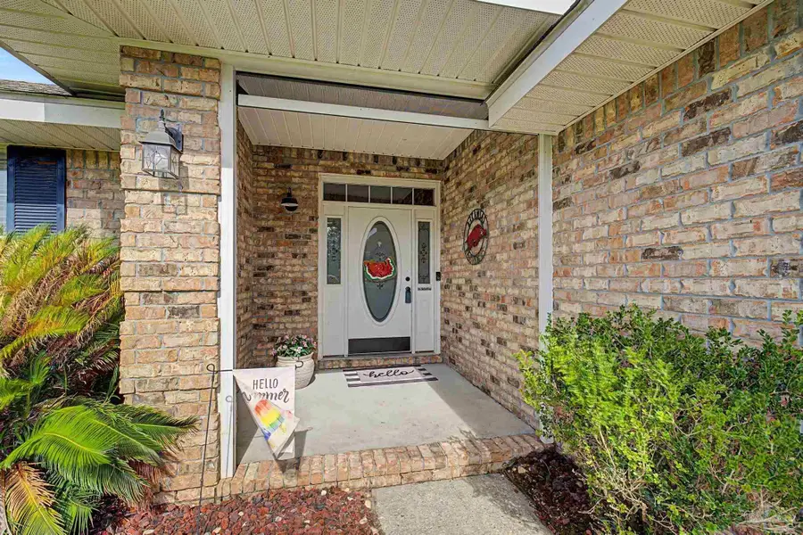 1347 Connemara Cir, Gulf Breeze, FL 32563 - #3