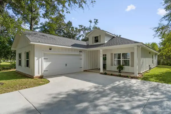 4853 Aleff Rd, Pace, FL 32571