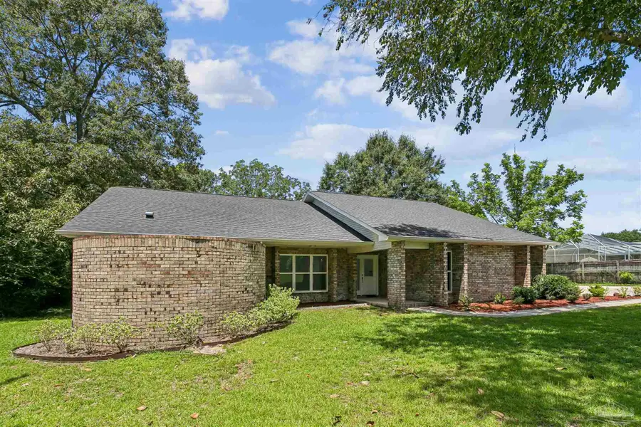 3049 Creekwood Dr, Cantonment, FL 32533 - #2