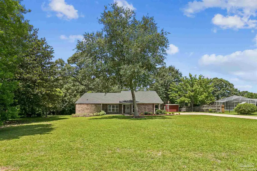 3049 Creekwood Dr, Cantonment, FL 32533 - #3