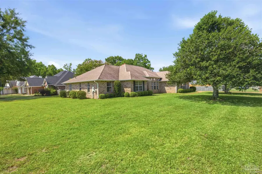 5334 Stafford Cir, Pace, FL 32571 - #2