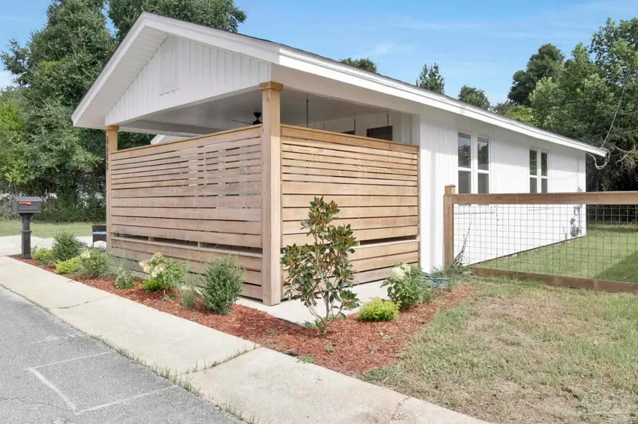 6682 Ravine St, Milton, FL 32570 - #2