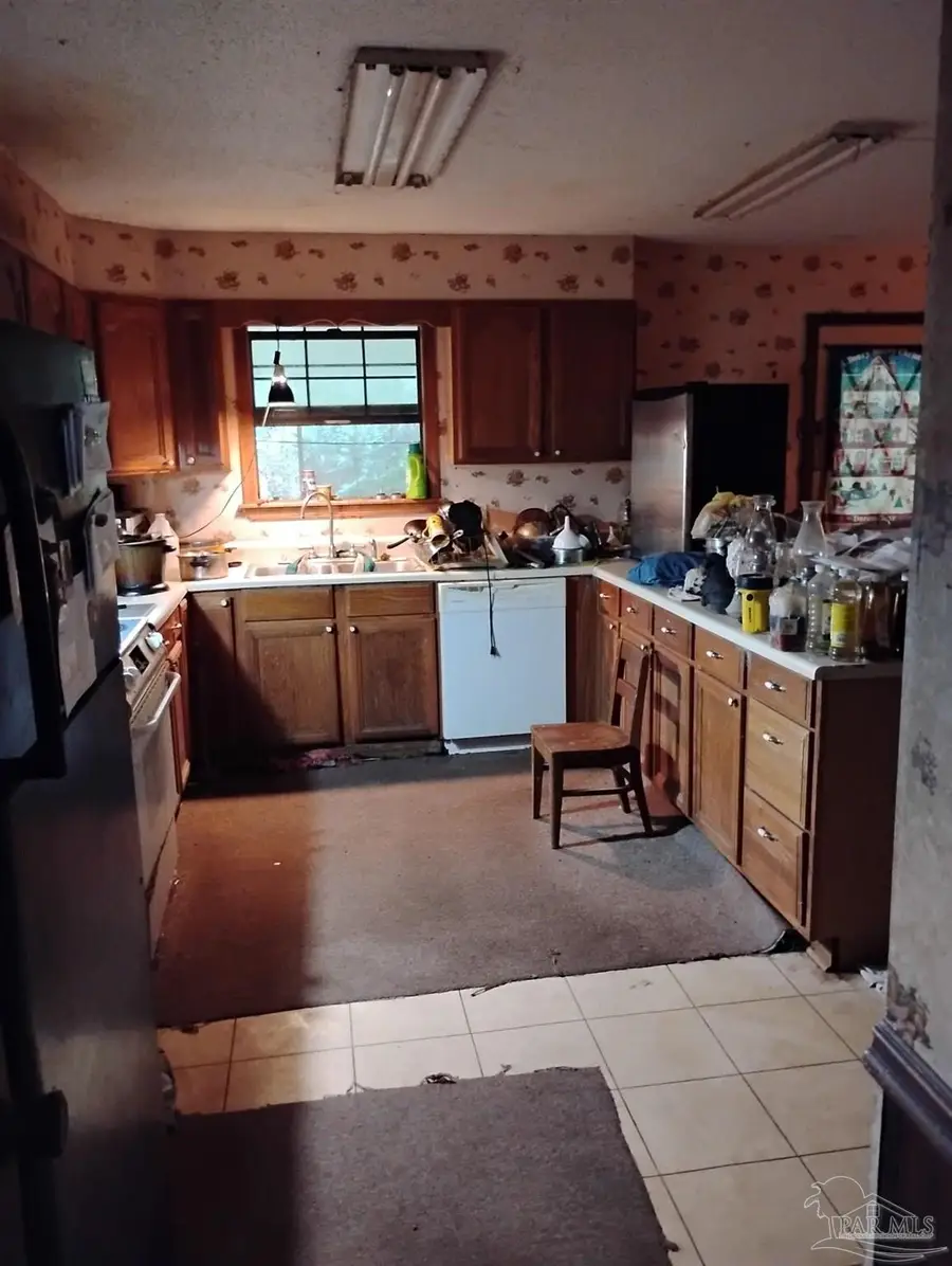 136 Navarro Rd, Cantonment, FL 32533 - #3