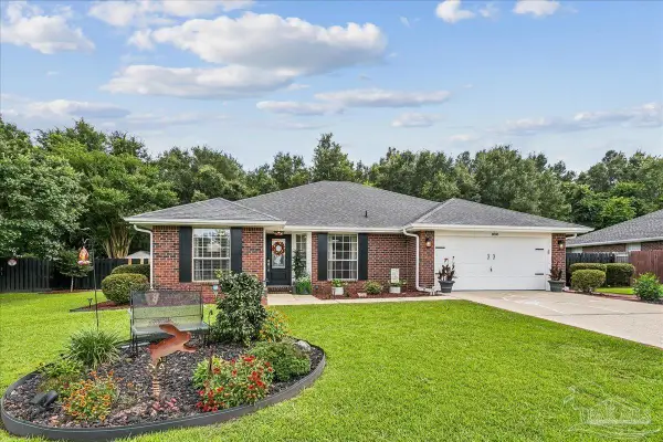 4848 La Casa Cir, Pace, FL 32571