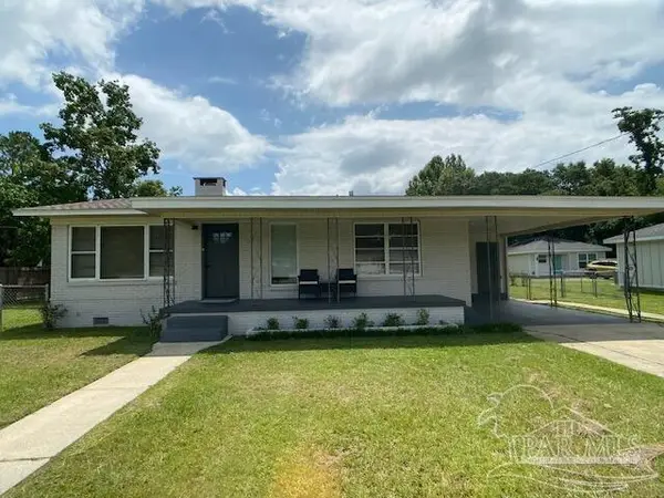 828 Gordon Ave, Pensacola, FL 32507