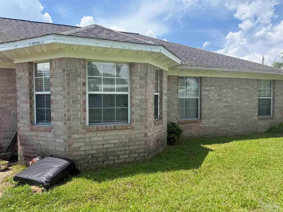 401 Thorn Ct, Pensacola, FL 32526 - #3