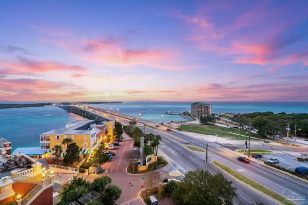10 Harbor Blvd #W529, Destin, FL 32541