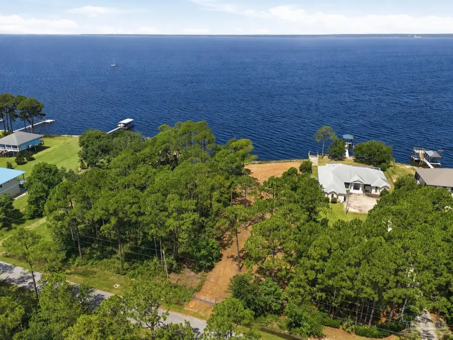 973 Dolphin Rd, Milton, FL 32583 - #3