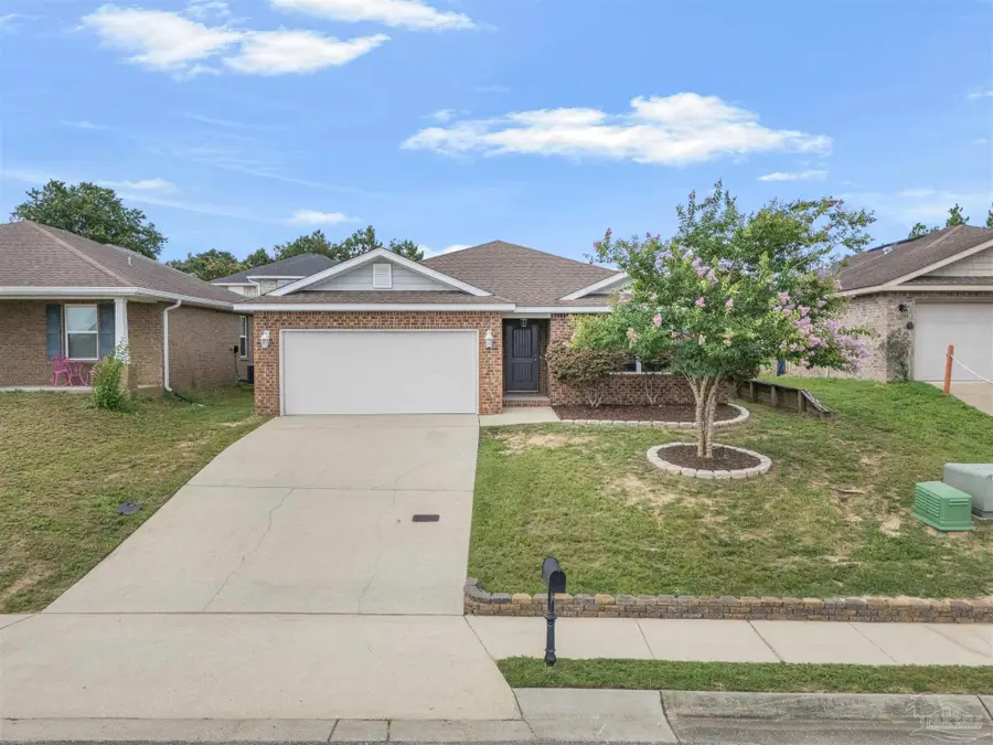 5636 Shooting Star Ct, Milton, FL 32583 - #2