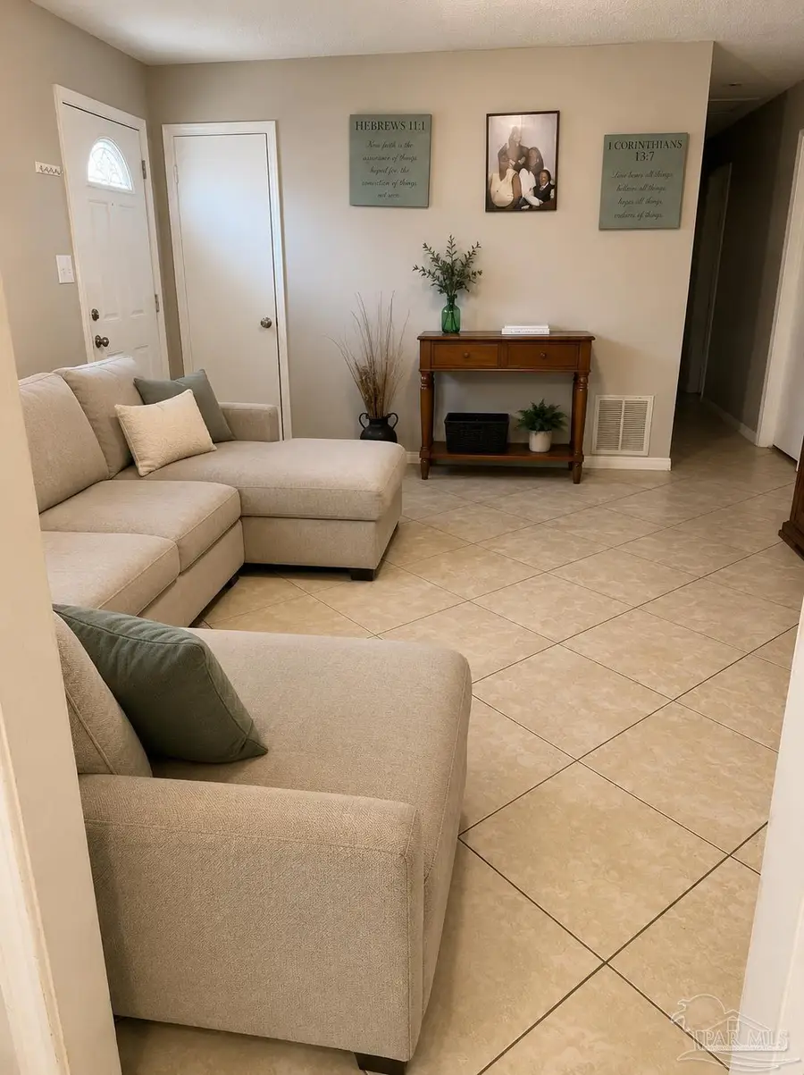 170 Overlook Dr, Pensacola, FL 32503 - #2