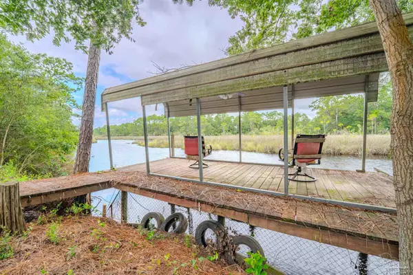 5652 Ruth Ct, Milton, FL 32583