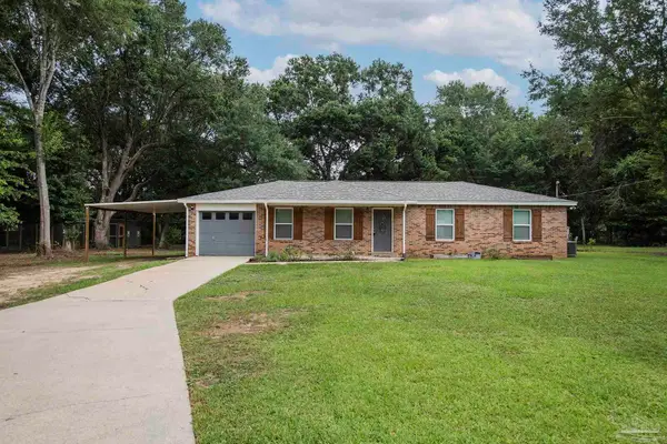 4808 Patriot Dr, Pace, FL 32571