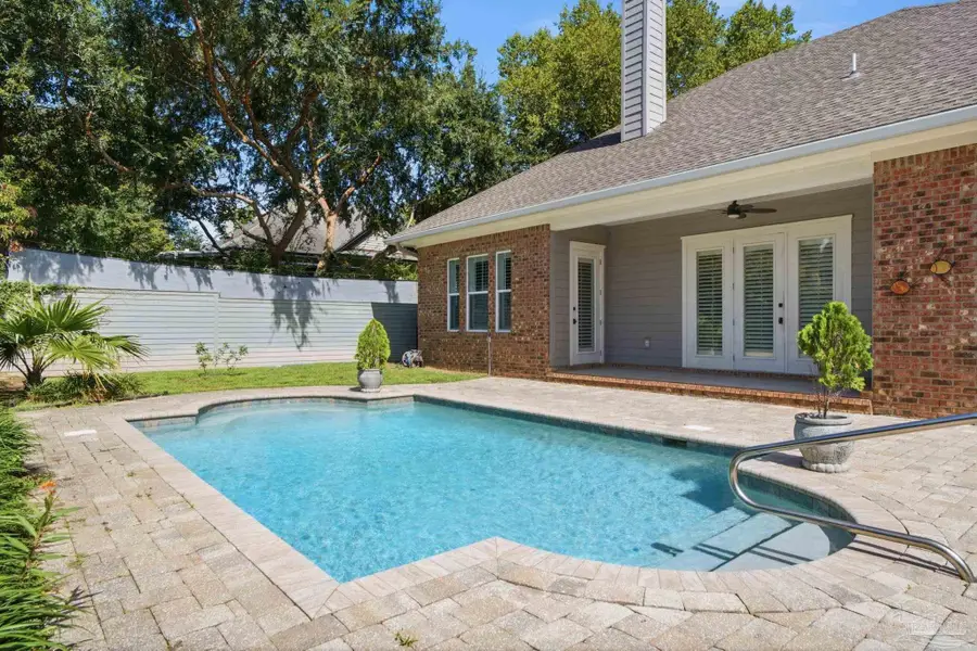 1407 E Hernandez St, Pensacola, FL 32503 - #3
