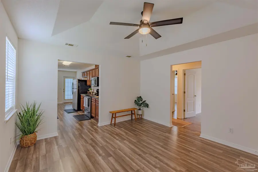 199 Creekview Dr, Pensacola, FL 32503 - #2