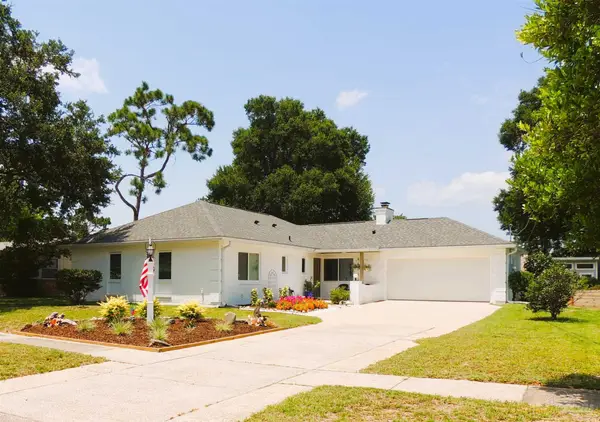 4050 Lynn Ora Dr, Pensacola, FL 32504