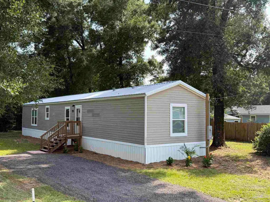 6225 Goliath Rd, Milton, FL 32583 - #3