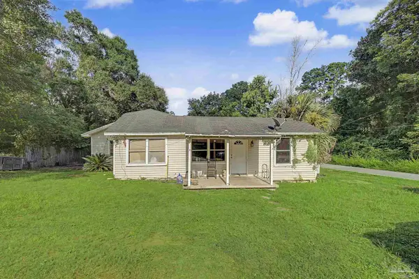 197 Hudson St, Crestview, FL 32536