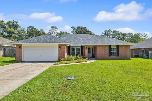 1254 Plata Canada Dr, Cantonment, FL 32533