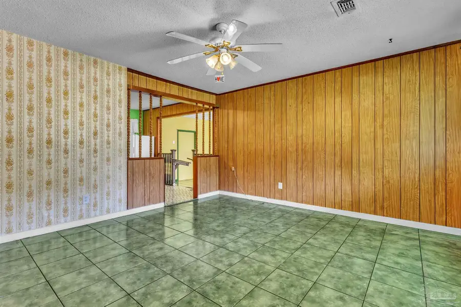 910 Bartow Ave, Pensacola, FL 32507 - #3