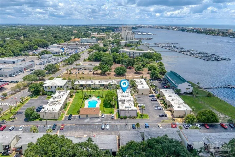 300 NW Miracle Strip Pkwy S.w. #3B, Fort Walton Beach, FL 32548 - #3
