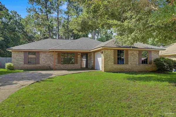 7691 Old Hickory Dr, Pensacola, FL 32507