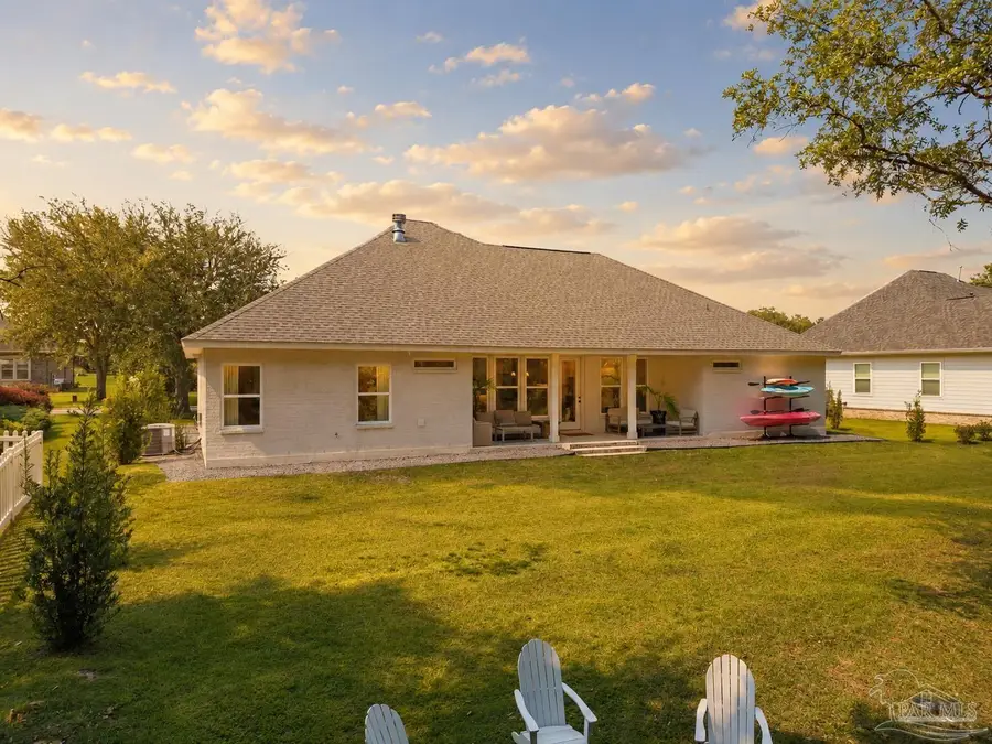 5751 Dunbar Cir, Milton, FL 32583 - #3