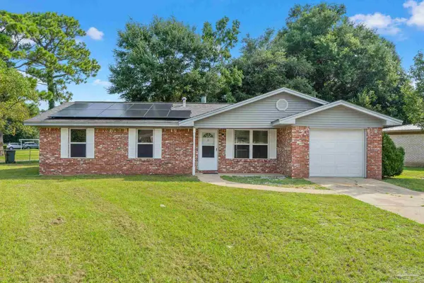 2740 Tupelo Ave, Pensacola, FL 32526