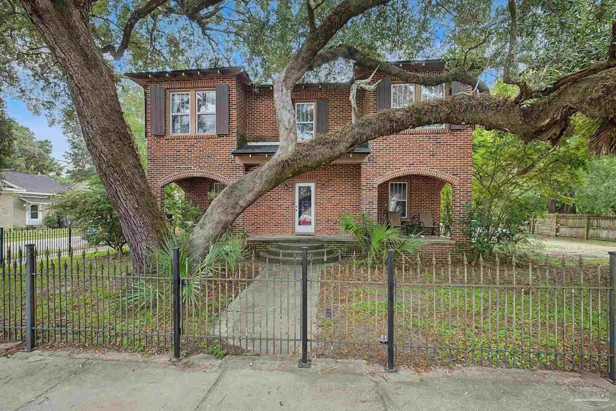 401 N Barcelona St, Pensacola, FL 32501 - #1