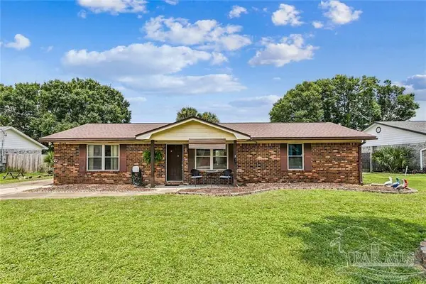 10720 Willow Lake Dr, Pensacola, FL 32506