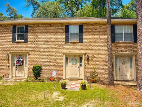 10105 Vixen Pl, Pensacola, FL 32514