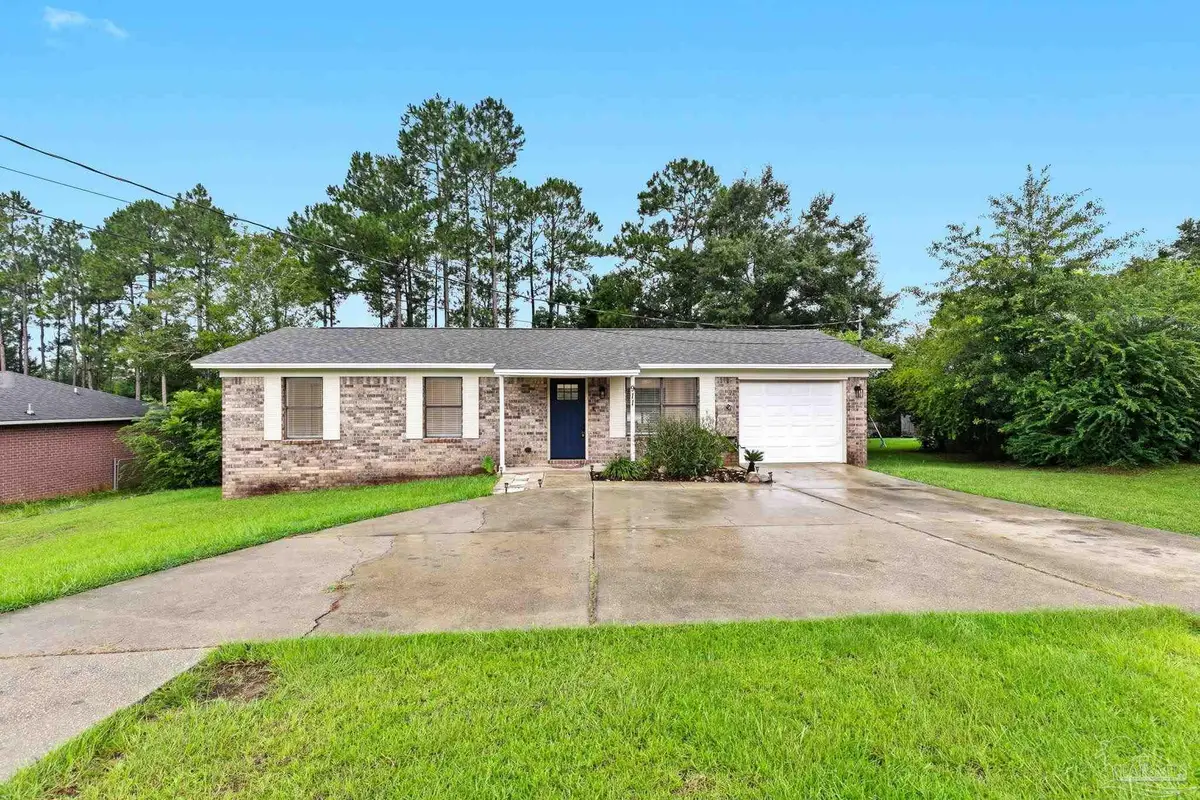 911 Jacks Branch Rd, Cantonment, FL 32533 - #1